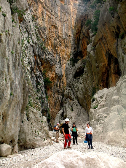 4. Canyon. ITA. dentro le gole di Gorropu.jpg